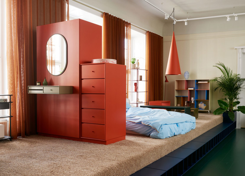 Find retailer Montana Furniture