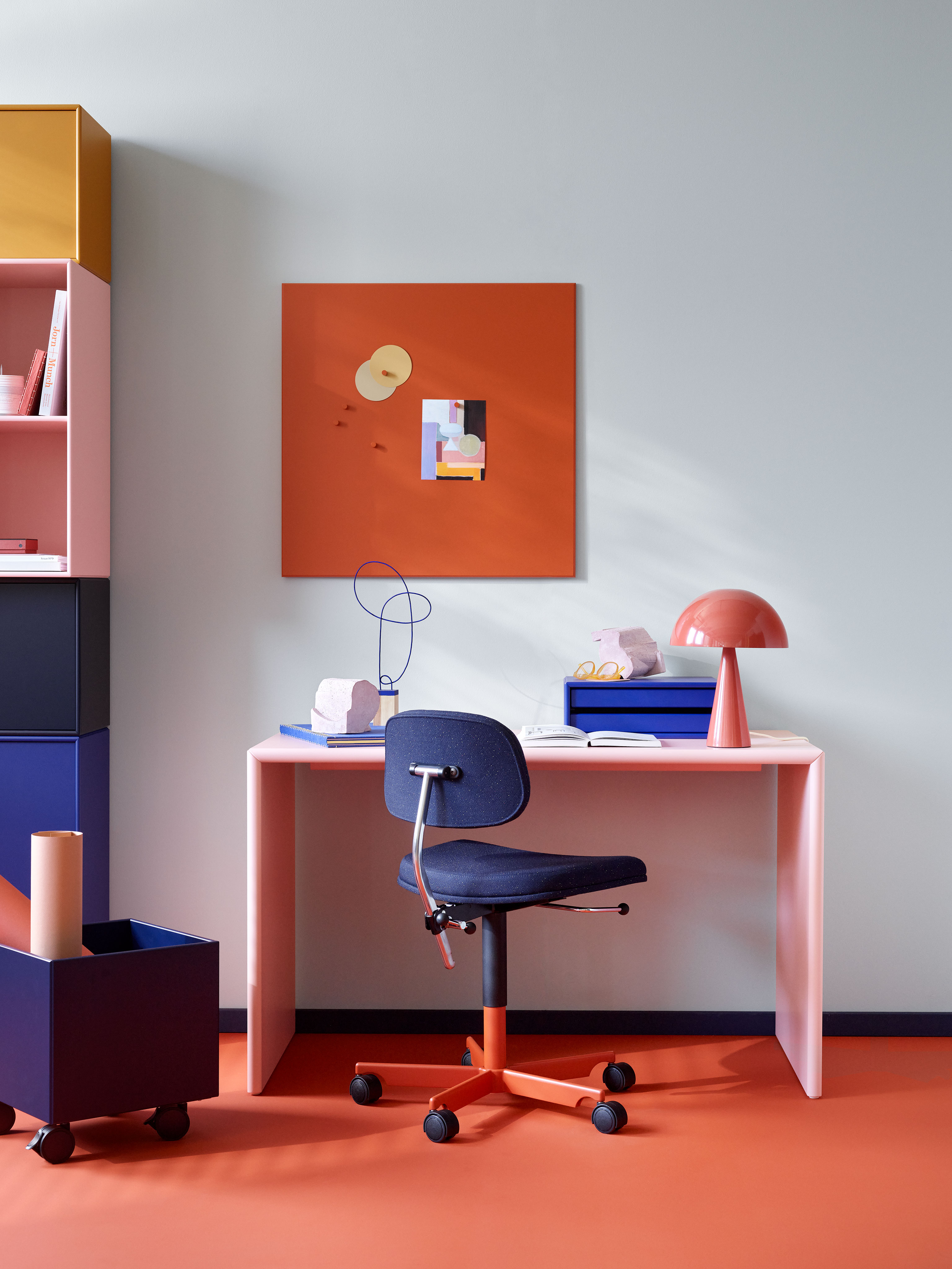 Montana desk clearance