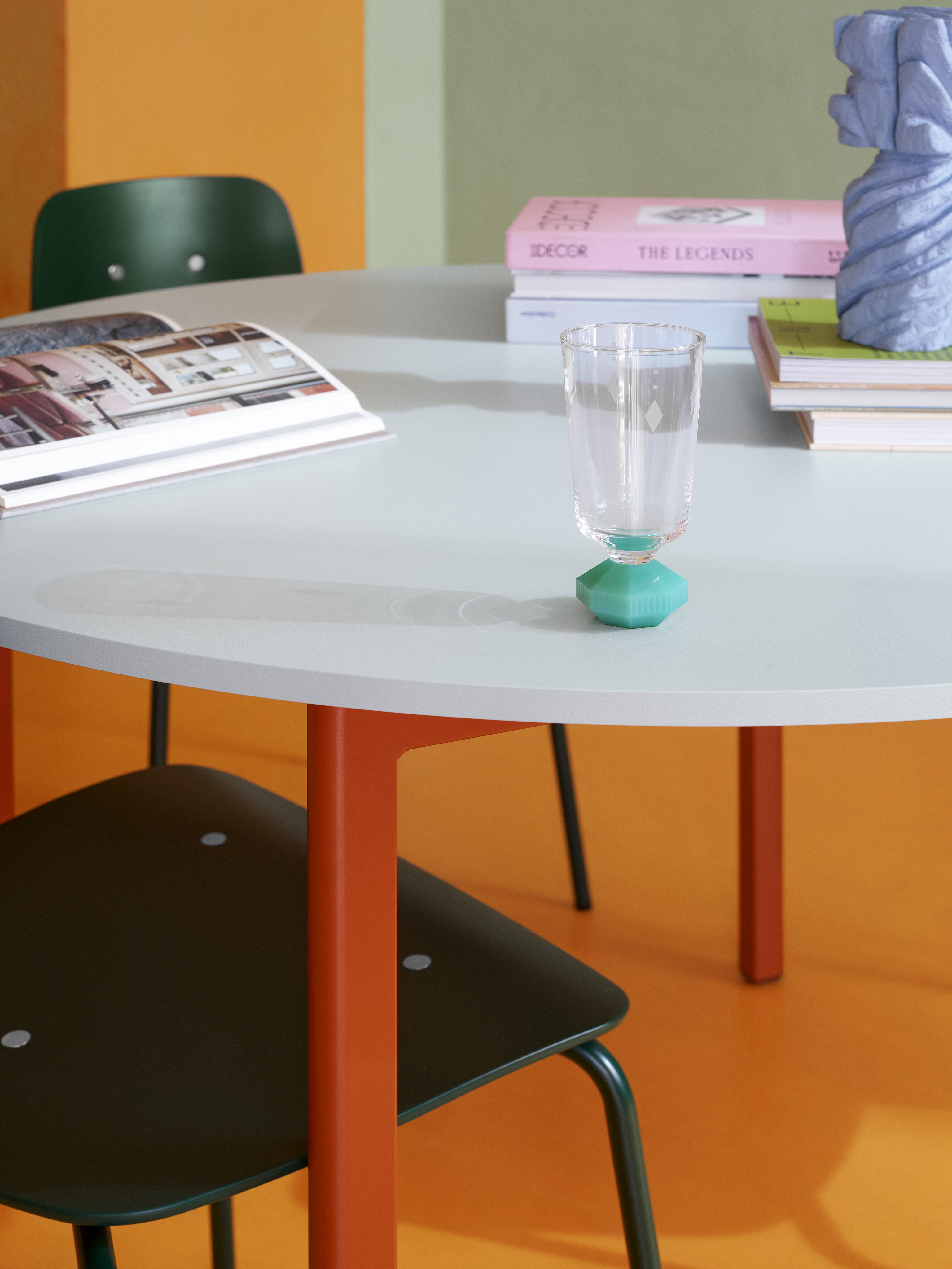 Moser Table series | Montana Furniture