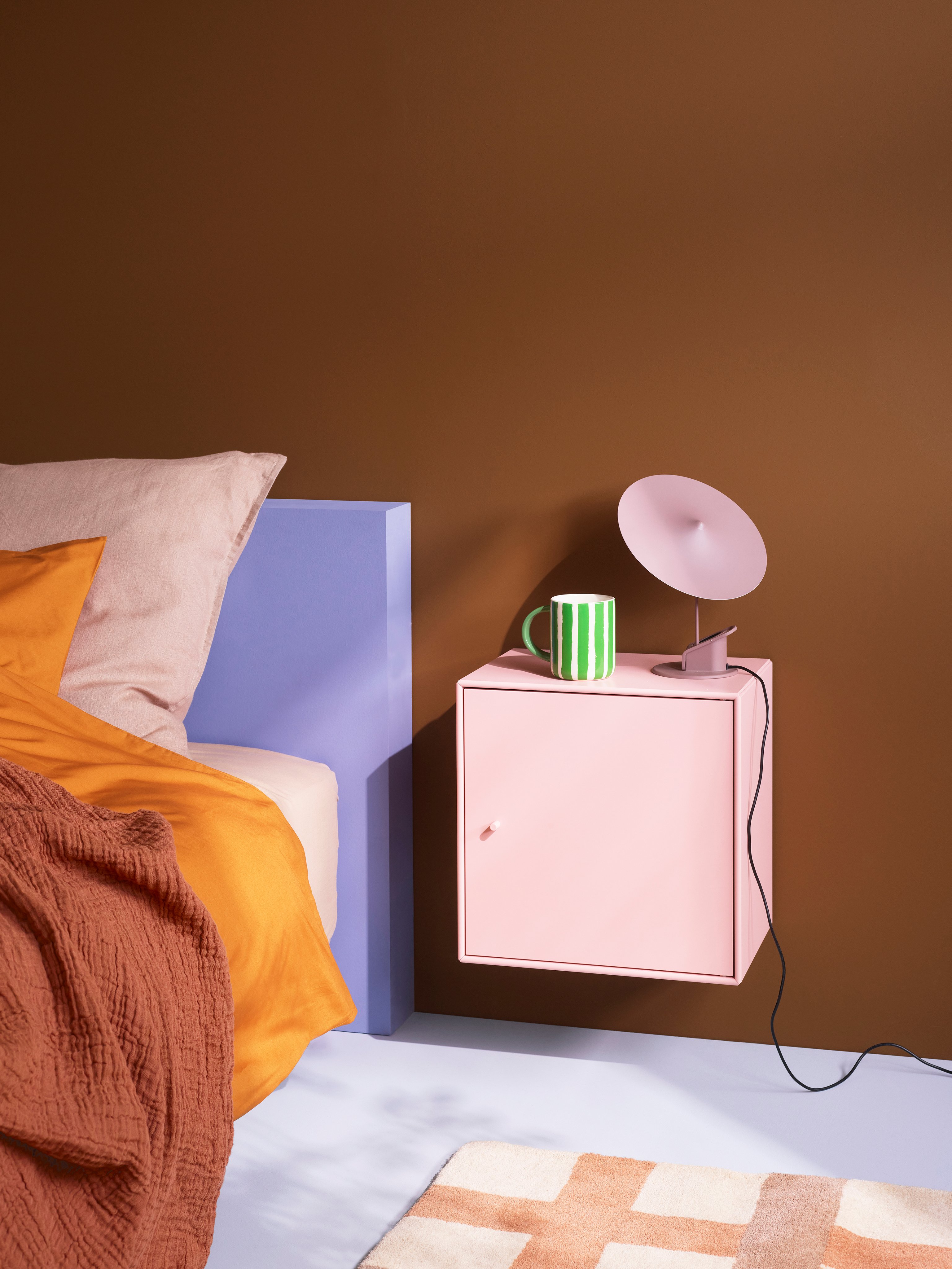Montana Mini シェルフ 1001 ピンク Montana Mini 1001 Open Module by Montana Furniture — haus®