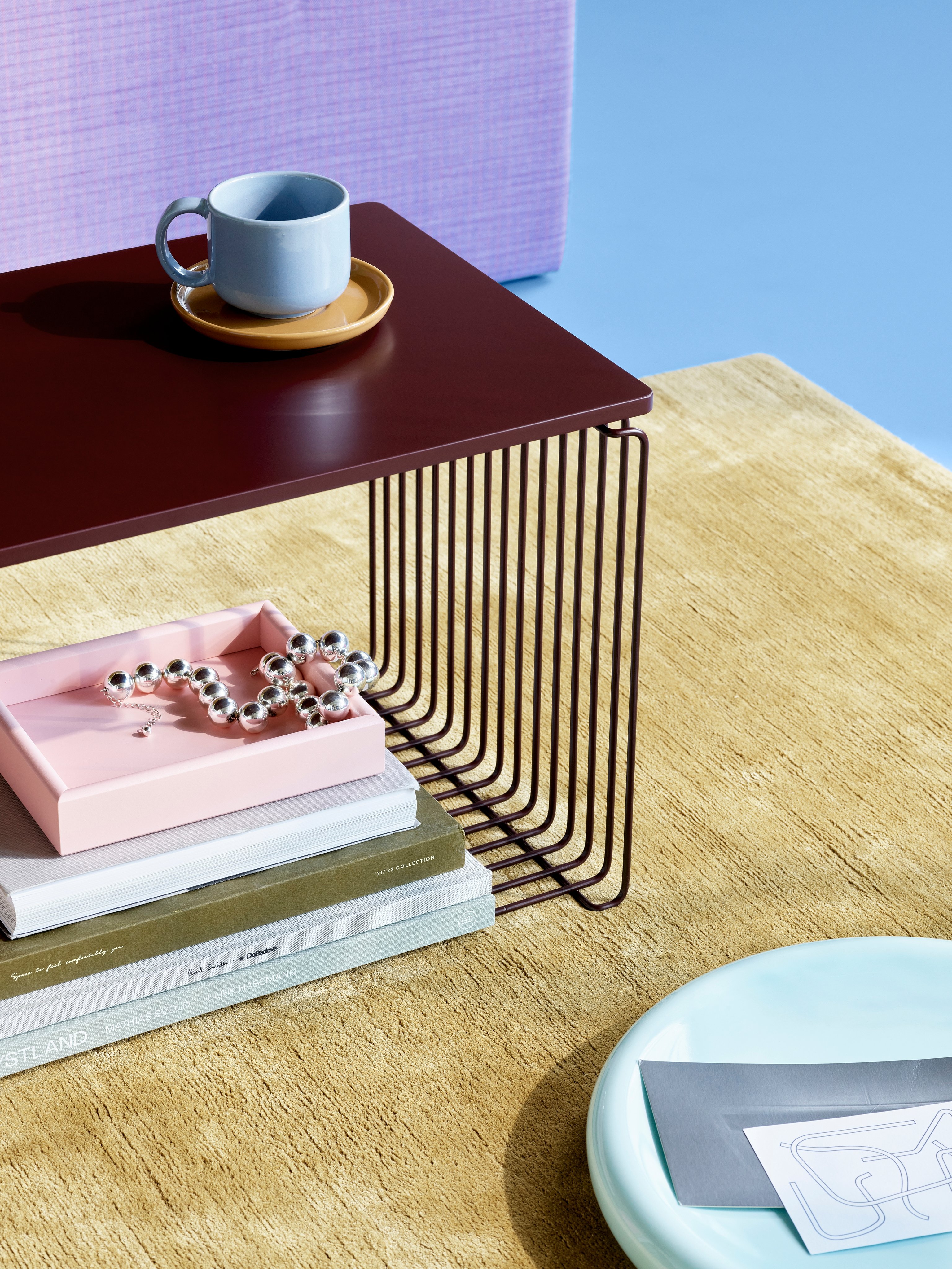 Panton Wire - Double top panel wire units | Montana Furniture